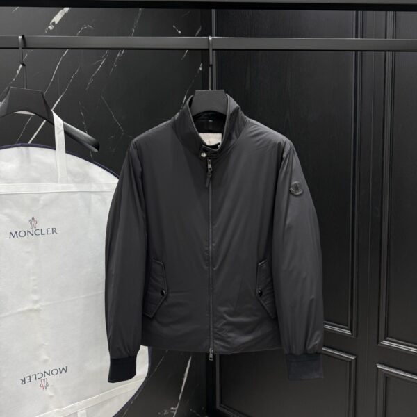 Moncler Nette Tussenjas Zwart