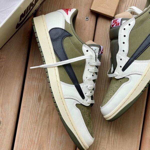 Nike Air Jordan Travis Scott Olive Green - 43