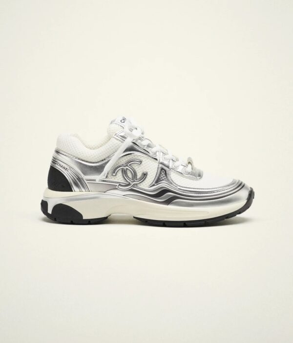 Chanel sneakers wit/zilver