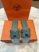 Hermes oran sandal Bleu Tonnerre suede