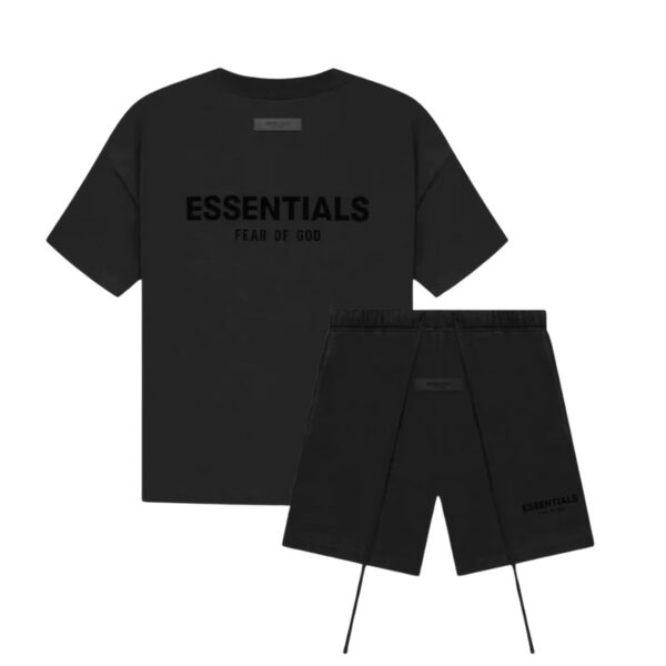 Fear of God Essentials off black zomer set