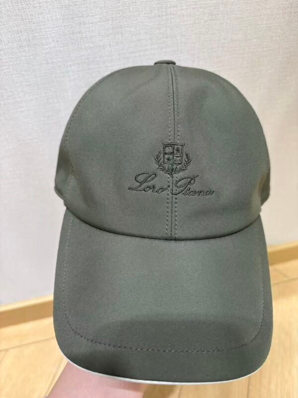 Loro Piana Pet Donker Groen